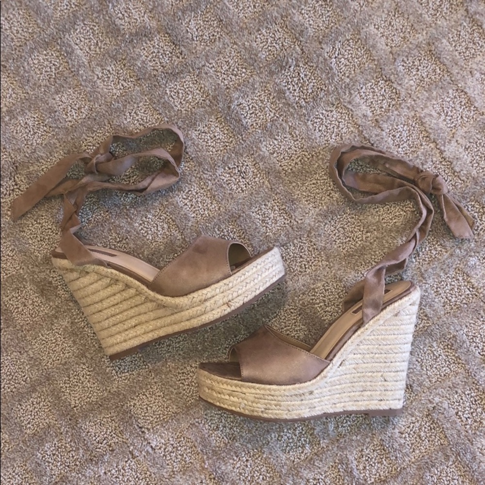 Forever 21 Lace Up open toed wedges